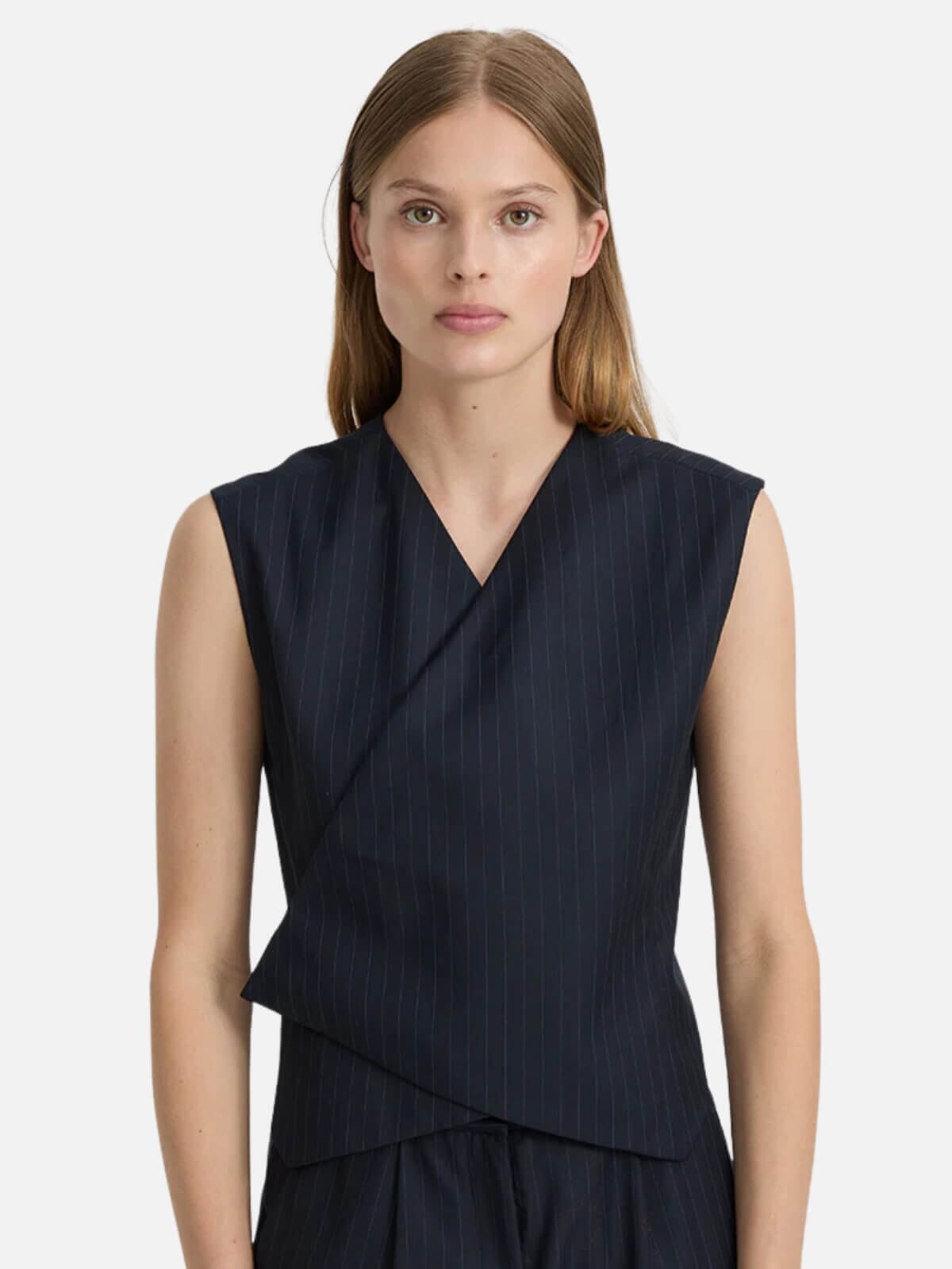 Agnes Vest - Navy Tops BLANCA