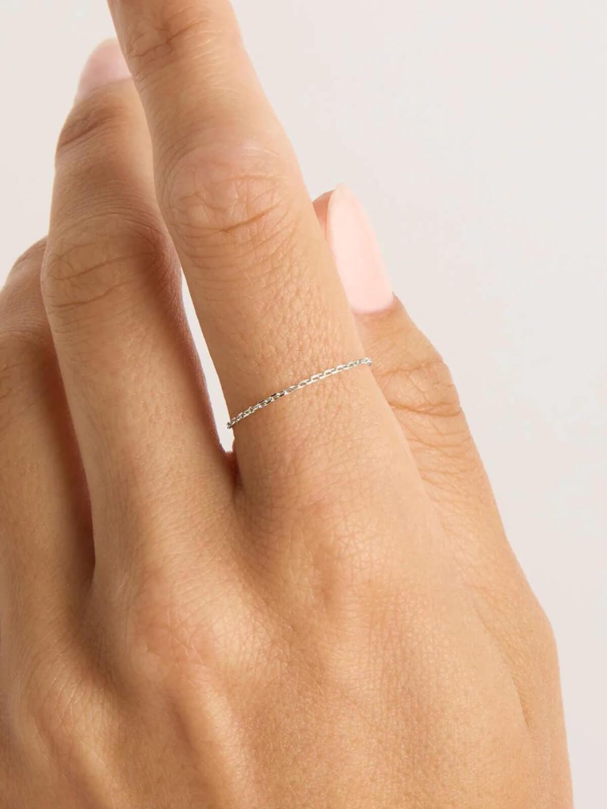 By Charlotte | 14K White Gold Purity Chain Ring | Perlu