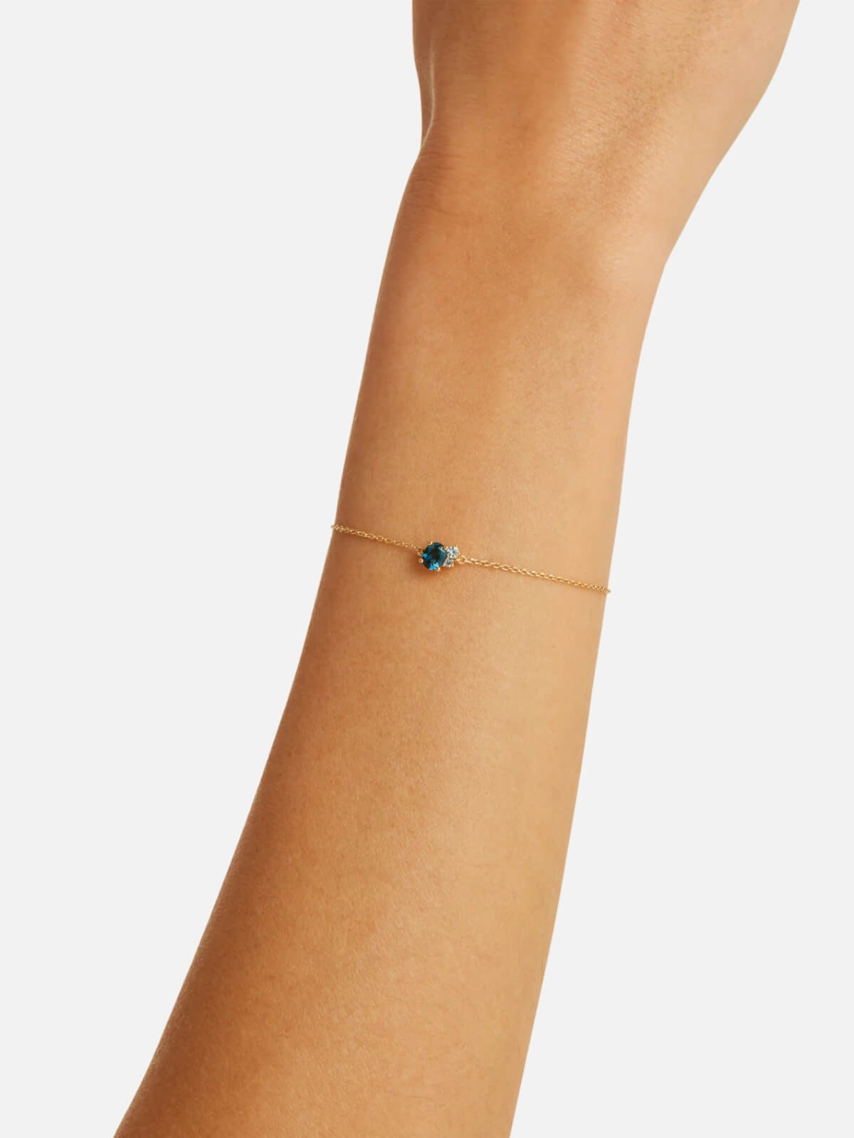 By Charlotte | 18k Gold Vermeil Kindred Birthstone Bracelet - December | Perlu