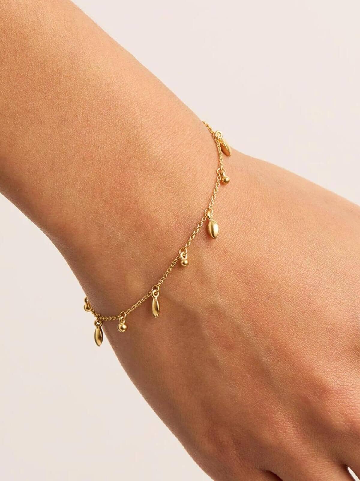By Charlotte | Live In Grace Bracelet - Gold | Perlu