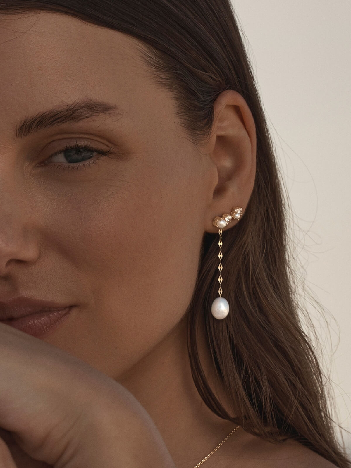 Love in Stillness Pearl Drop Earrings - 18K Gold