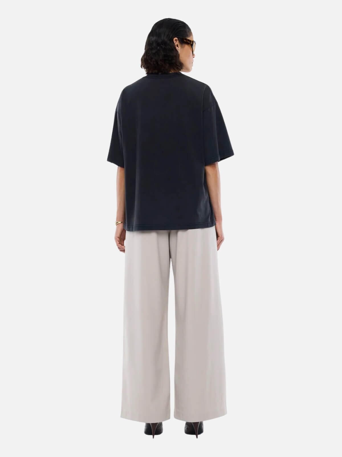 Blurred Daisy Frame Tee - Vintage Black Tops Ena Pelly