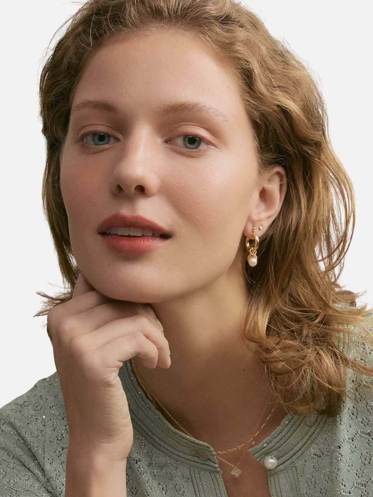 Jolie & Deen | Olivia Hoops - Gold | Perlu