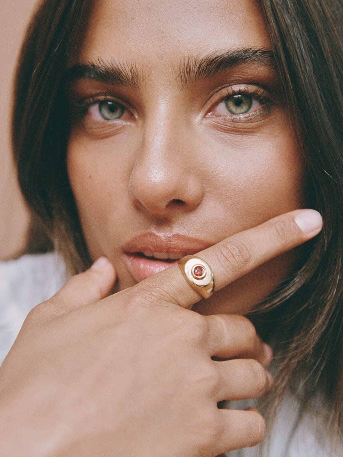 Porter | Heritage Signet Ring - Garnet | Perlu