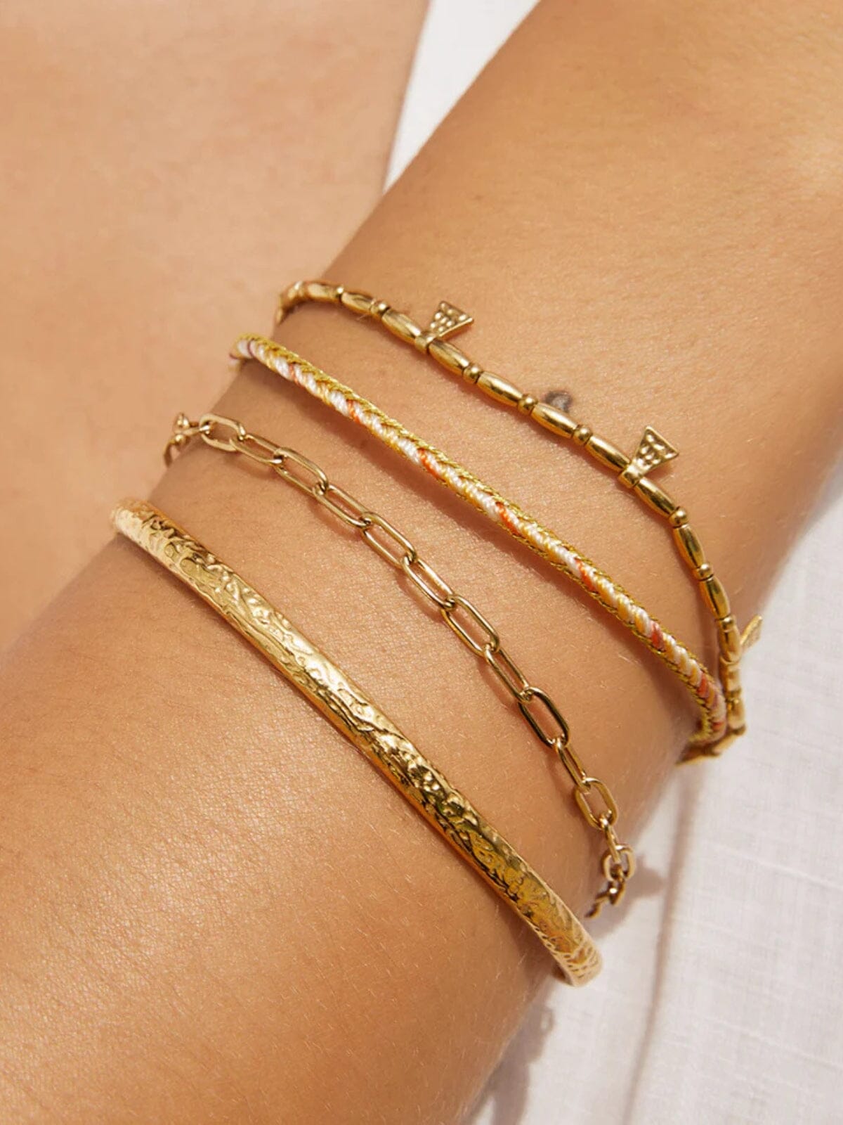 Arms Of Eve | Bennie Bracelet - Gold/Desert | Perlu