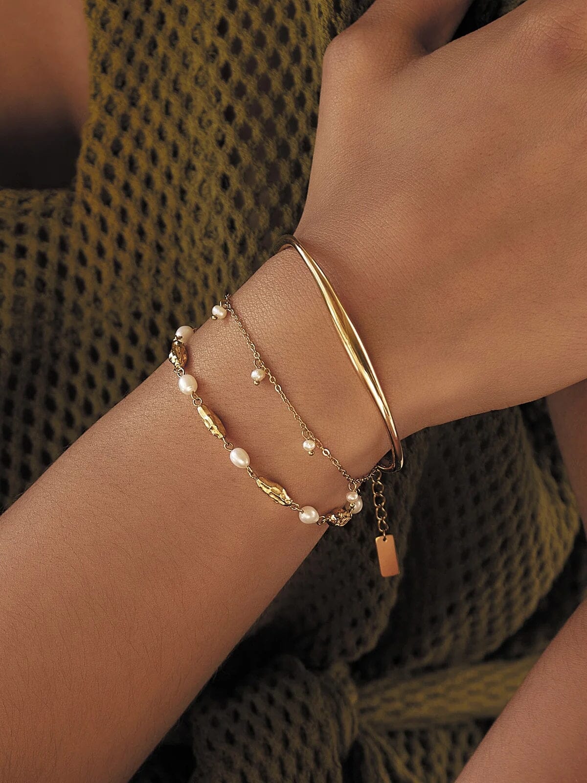 Arms Of Eve | Sofia Bracelet - Pearl | Perlu