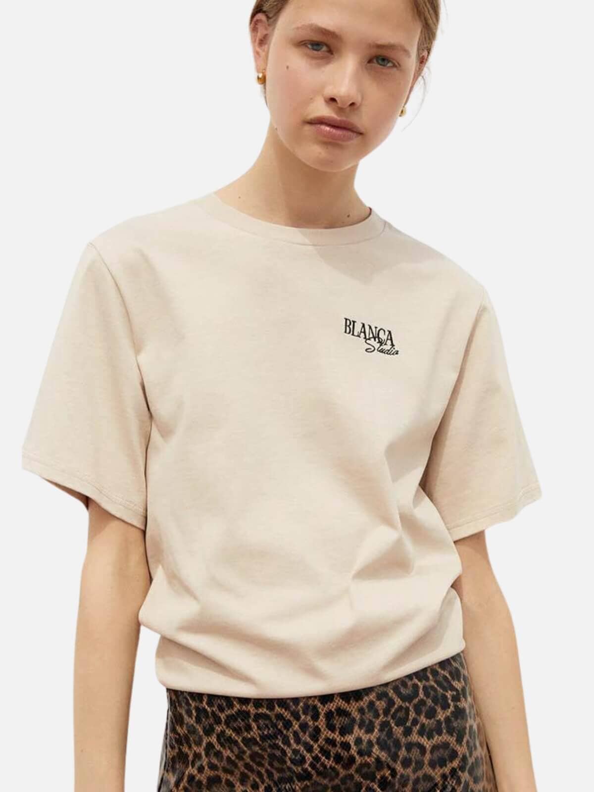 BLANCA | Melanie Tee - Beige | Perlu