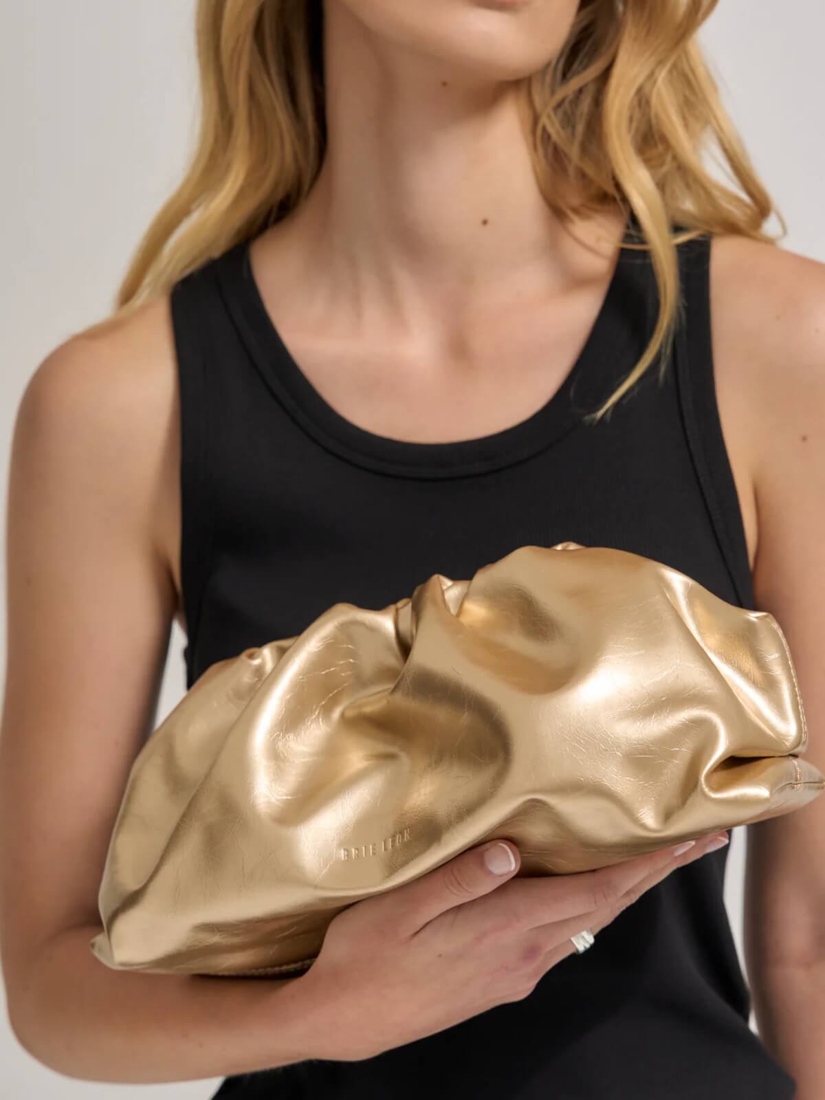 Rhi Clutch - Honey Gold