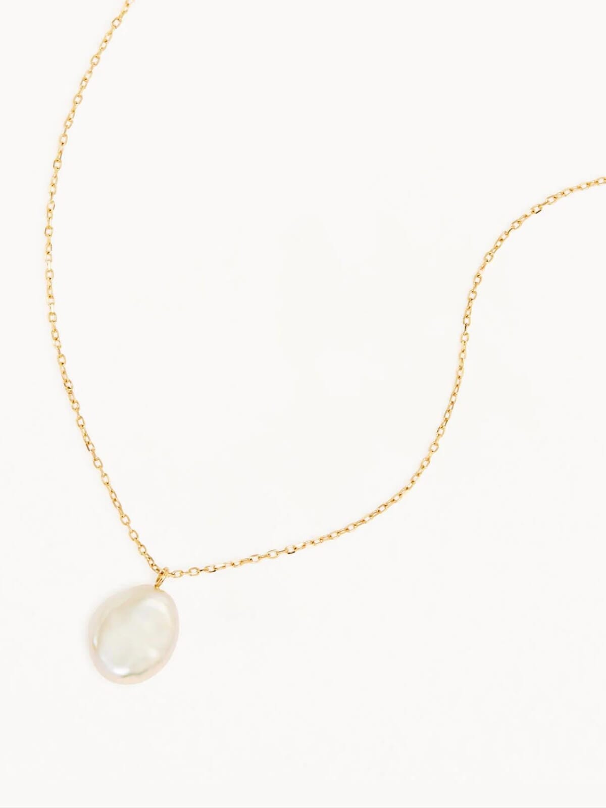 By Charlotte | 14k Gold Tranquillity necklace | Perlu