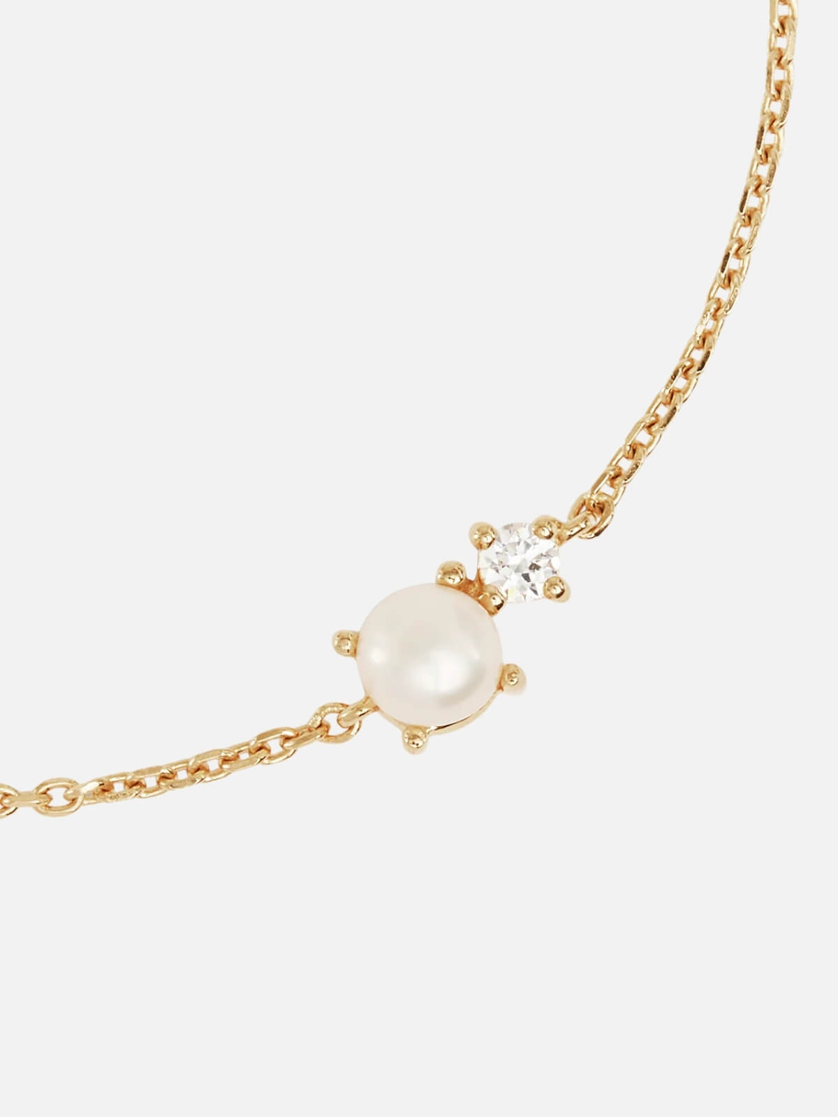 By Charlotte | 18k Gold Vermeil Serenely Yours Pearl Bracelet | Perlu