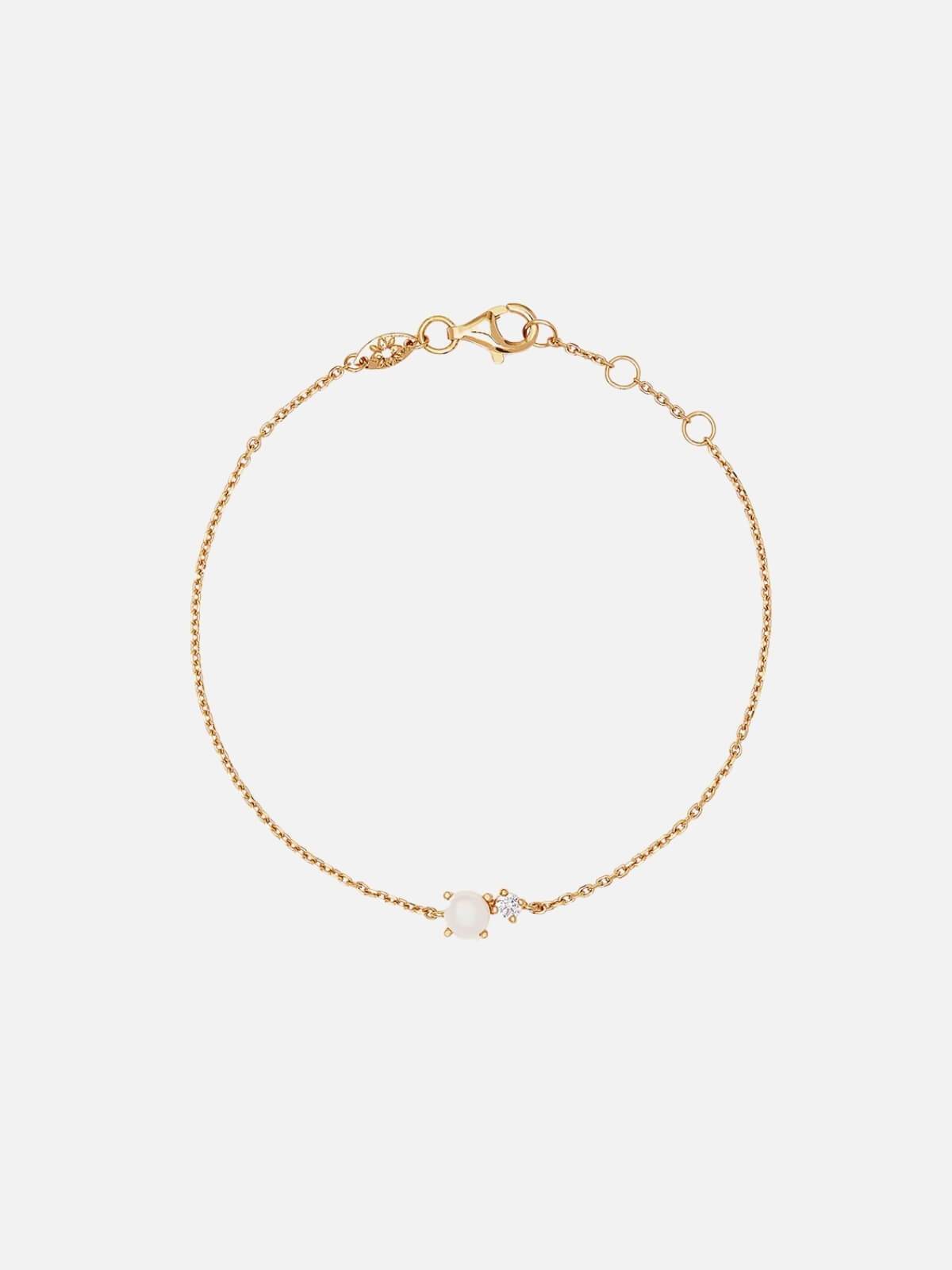 By Charlotte | 18k Gold Vermeil Serenely Yours Pearl Bracelet | Perlu