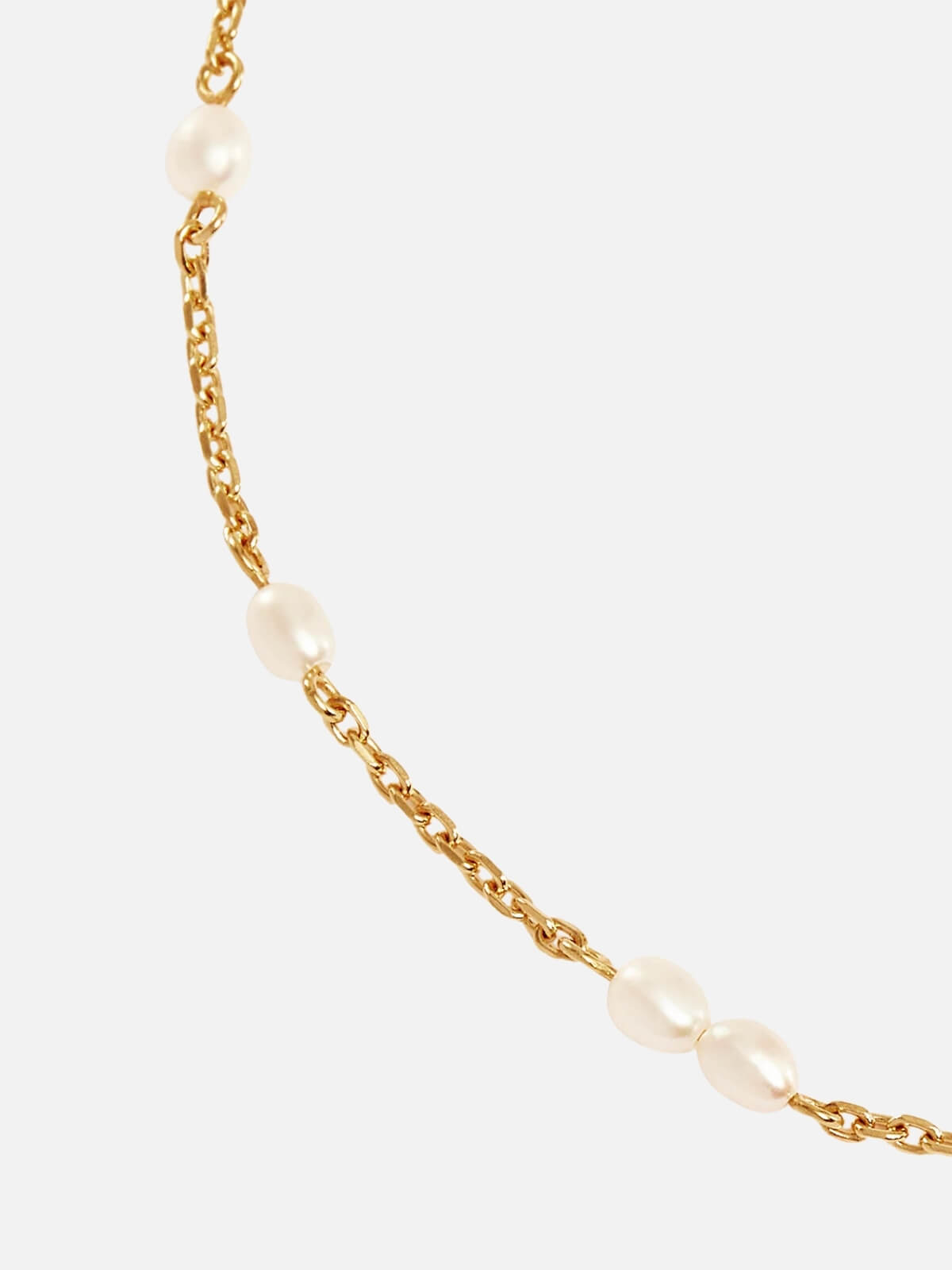 By Charlotte | Gold Serene Dreams Pearl Bracelet | Perlu