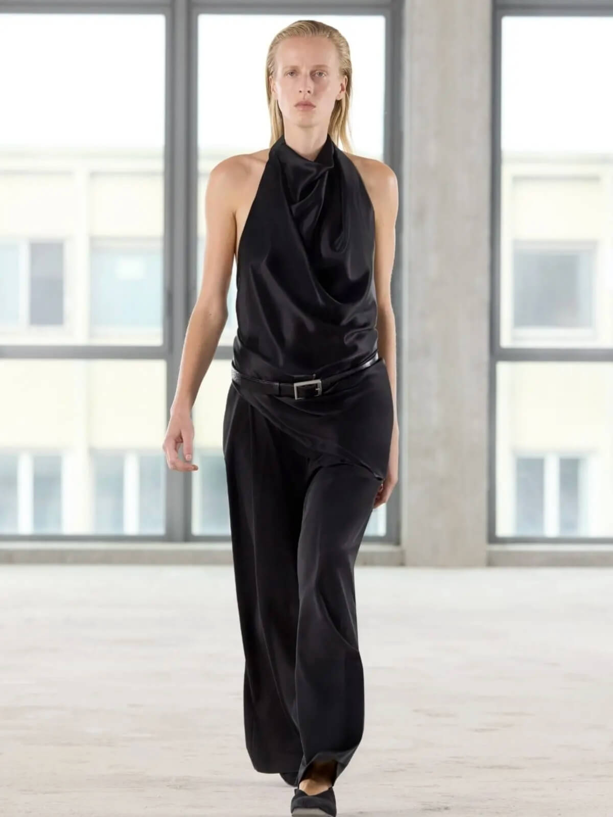 Elowyn Halter Top - Black