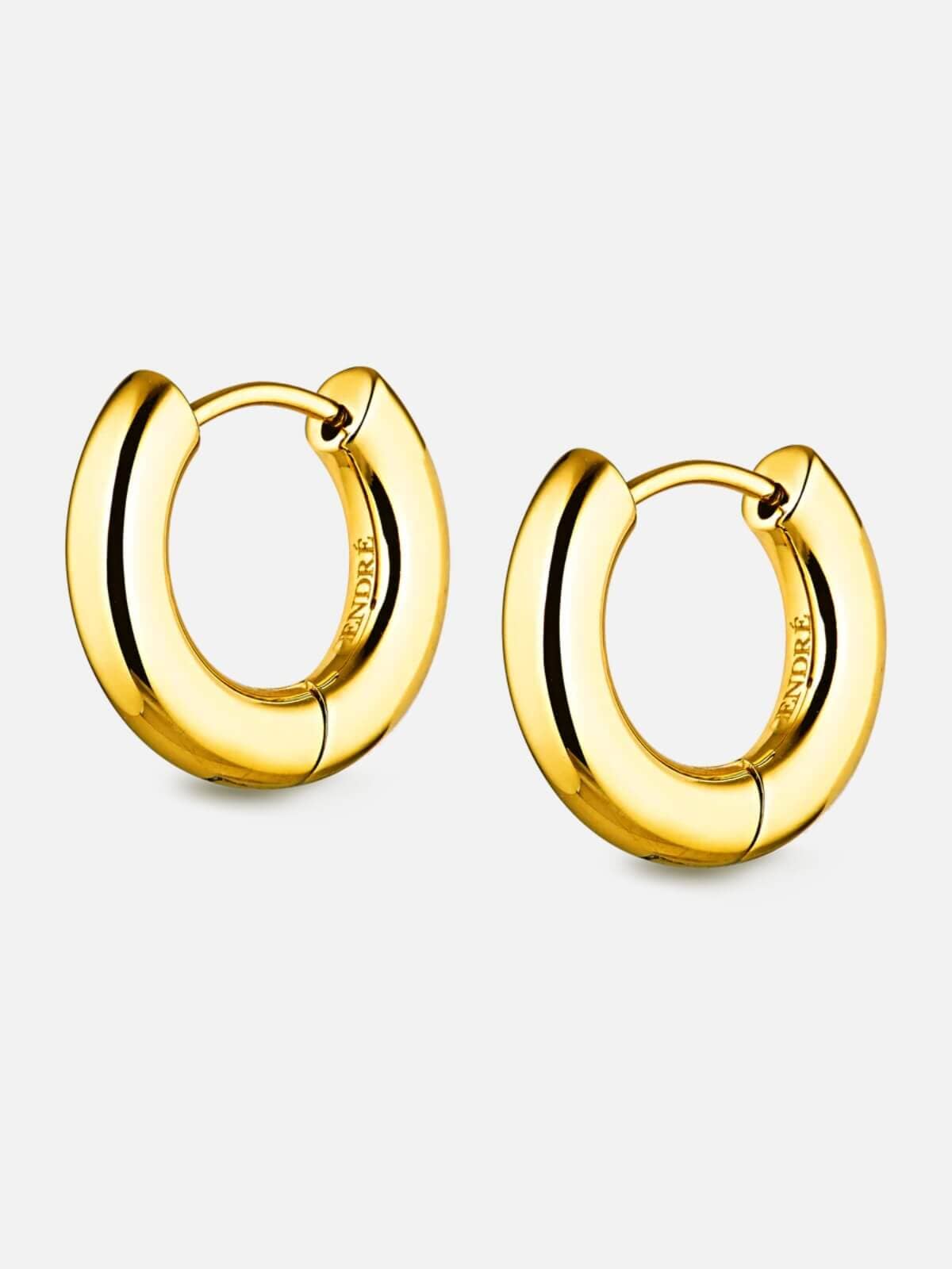 Cendre | Rosie Huggie Earrings - Gold | Perlu