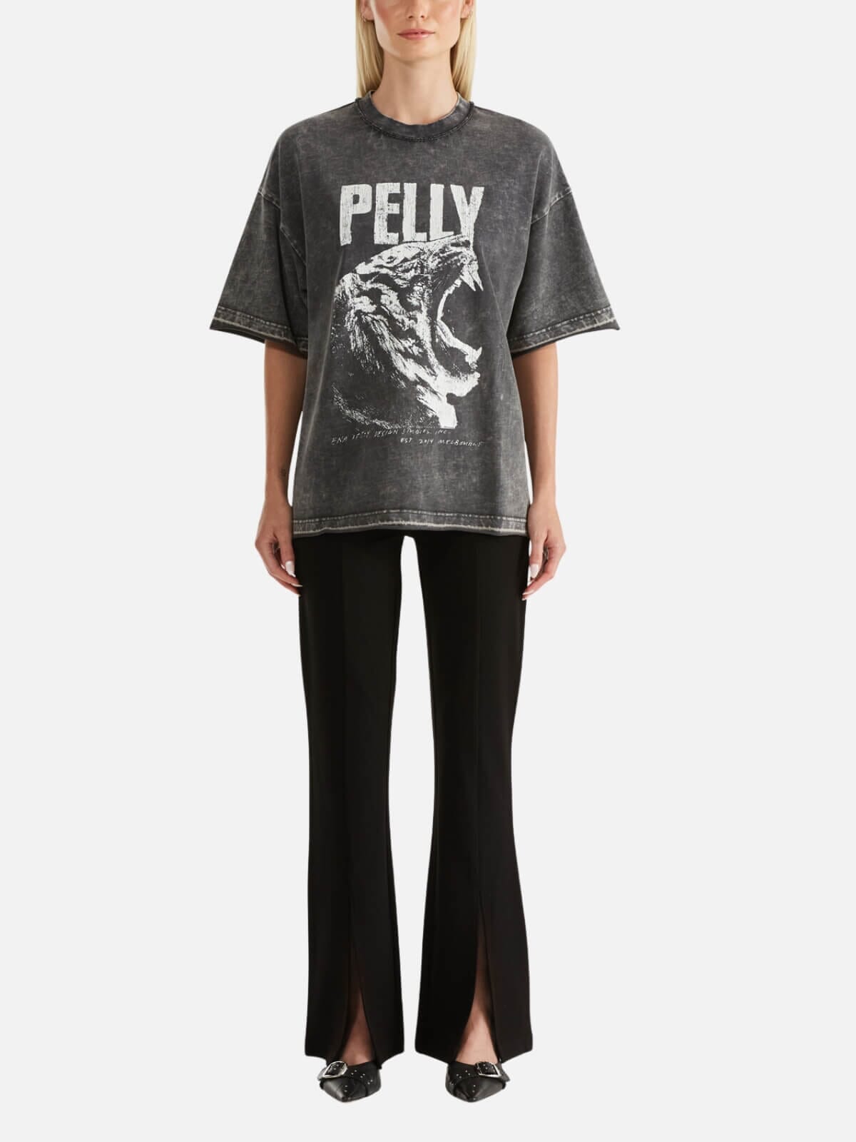 Ena Pelly | Fearless Tee - Black Stone Wash | Perlu