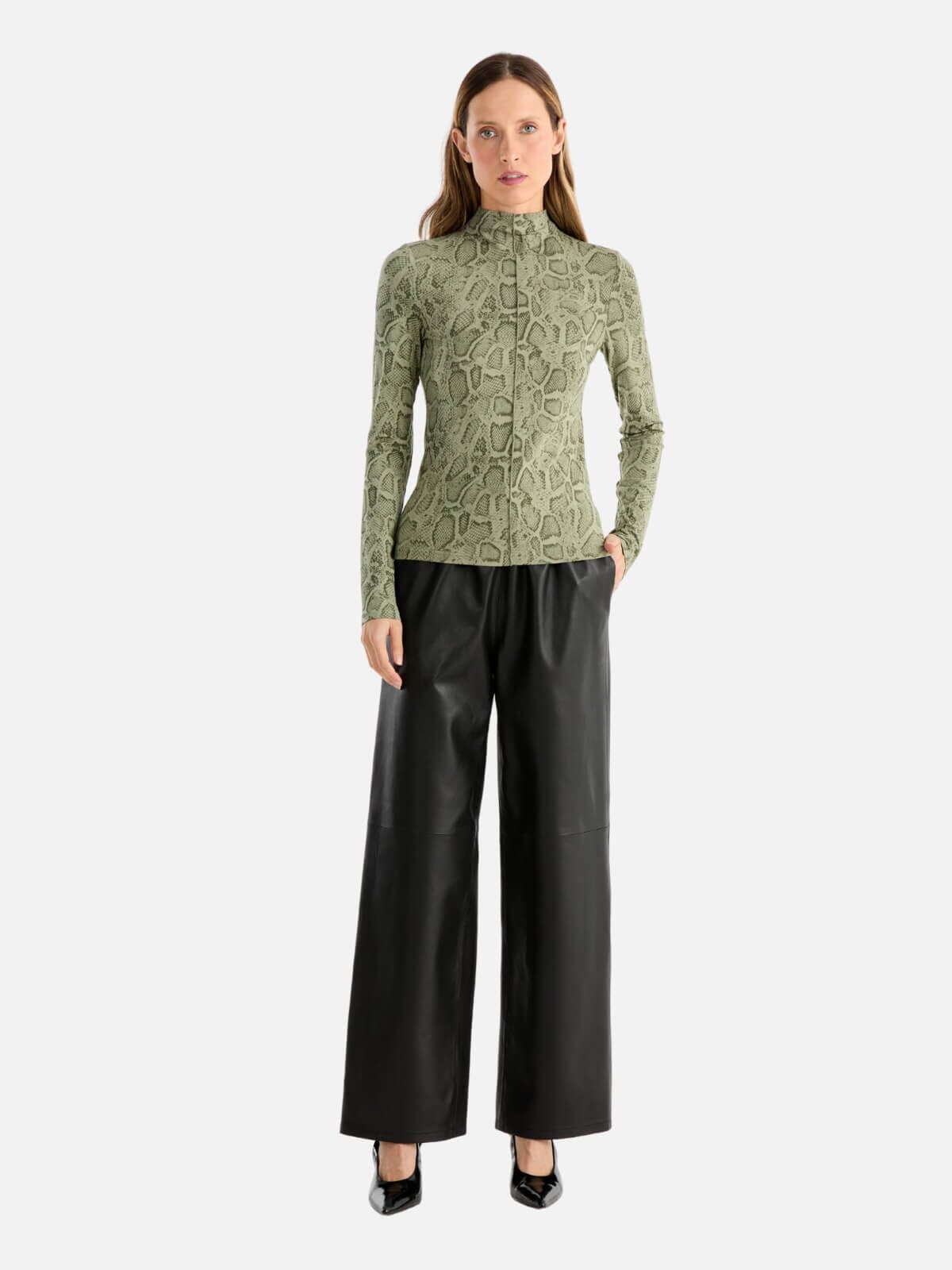 Ena Pelly | Sadie Long Sleeve Top - Green Snake Print | Perlu