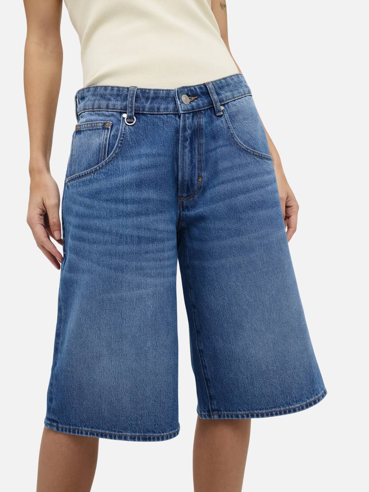 Sara Jort - Mesmerise