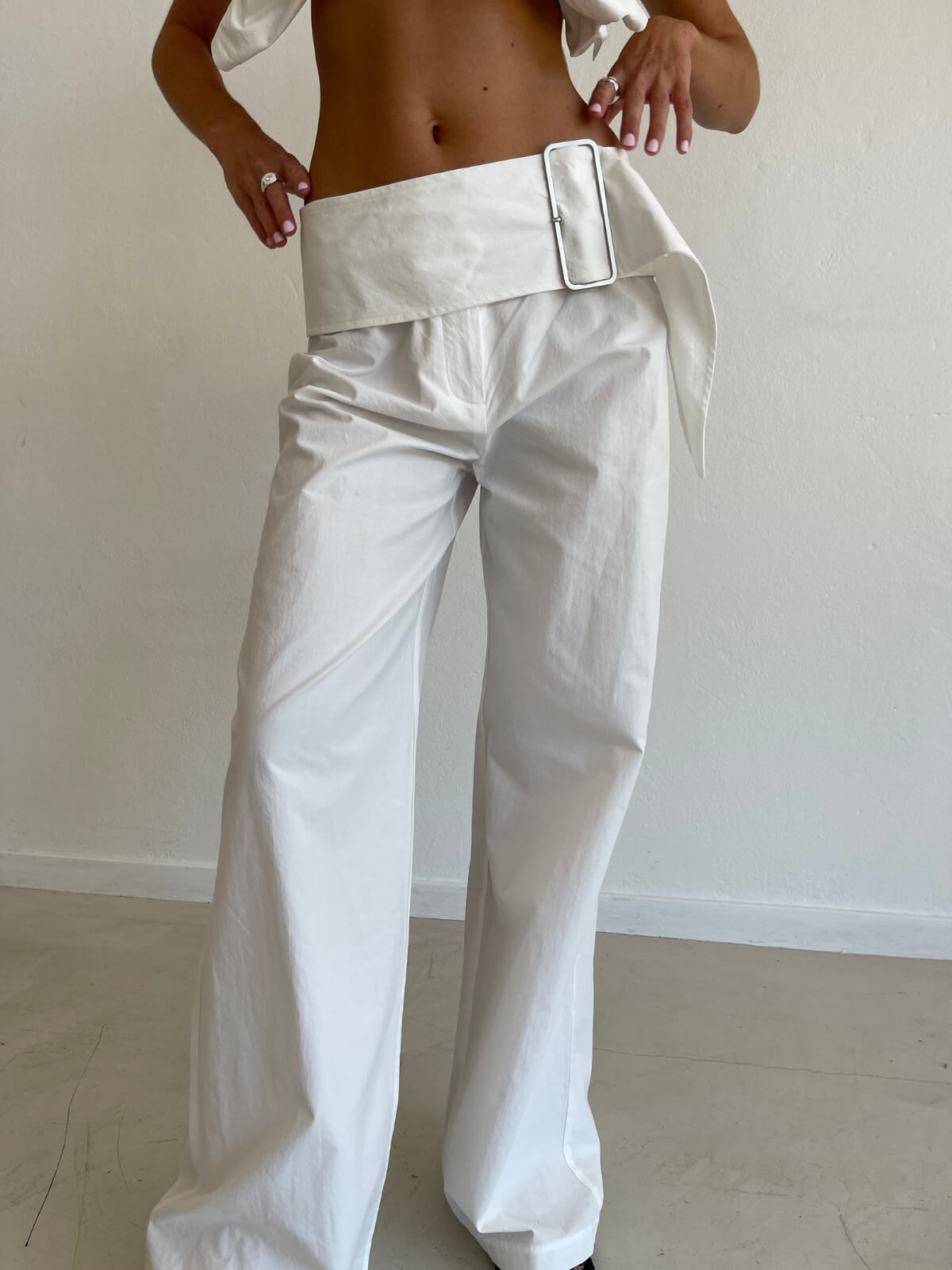 Bea Belted Pant - White