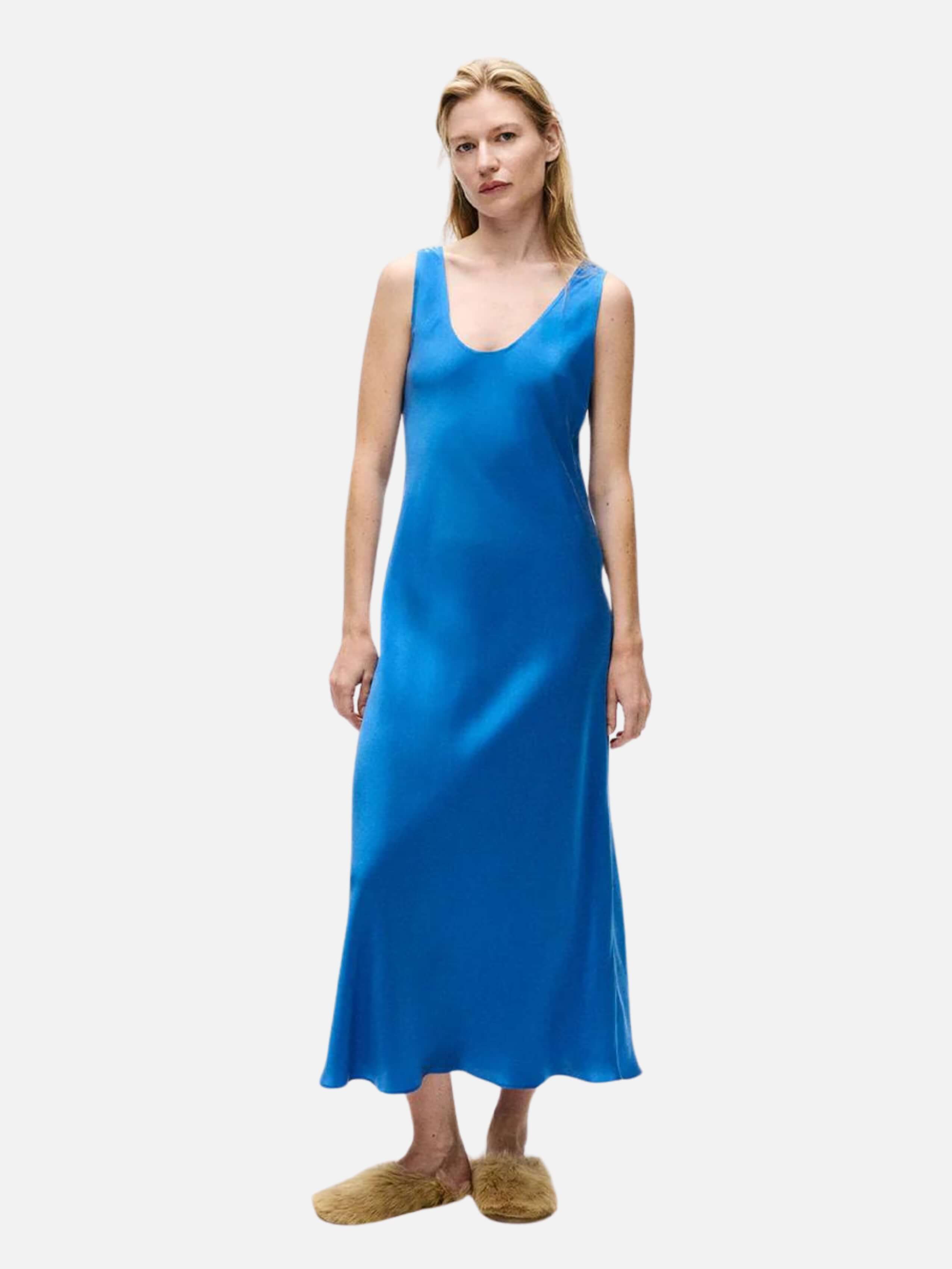 Silk Laundry | Scoop Neck Dress - Wave | Perlu