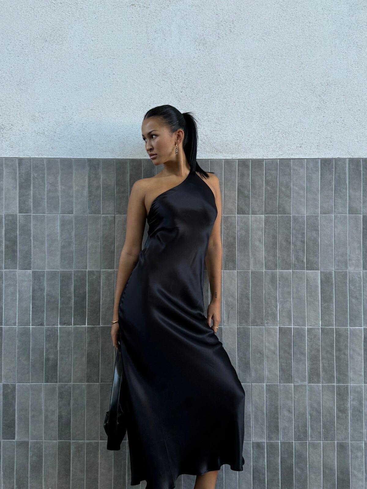 Silk Laundry | Slope Dress - Black | Perlu