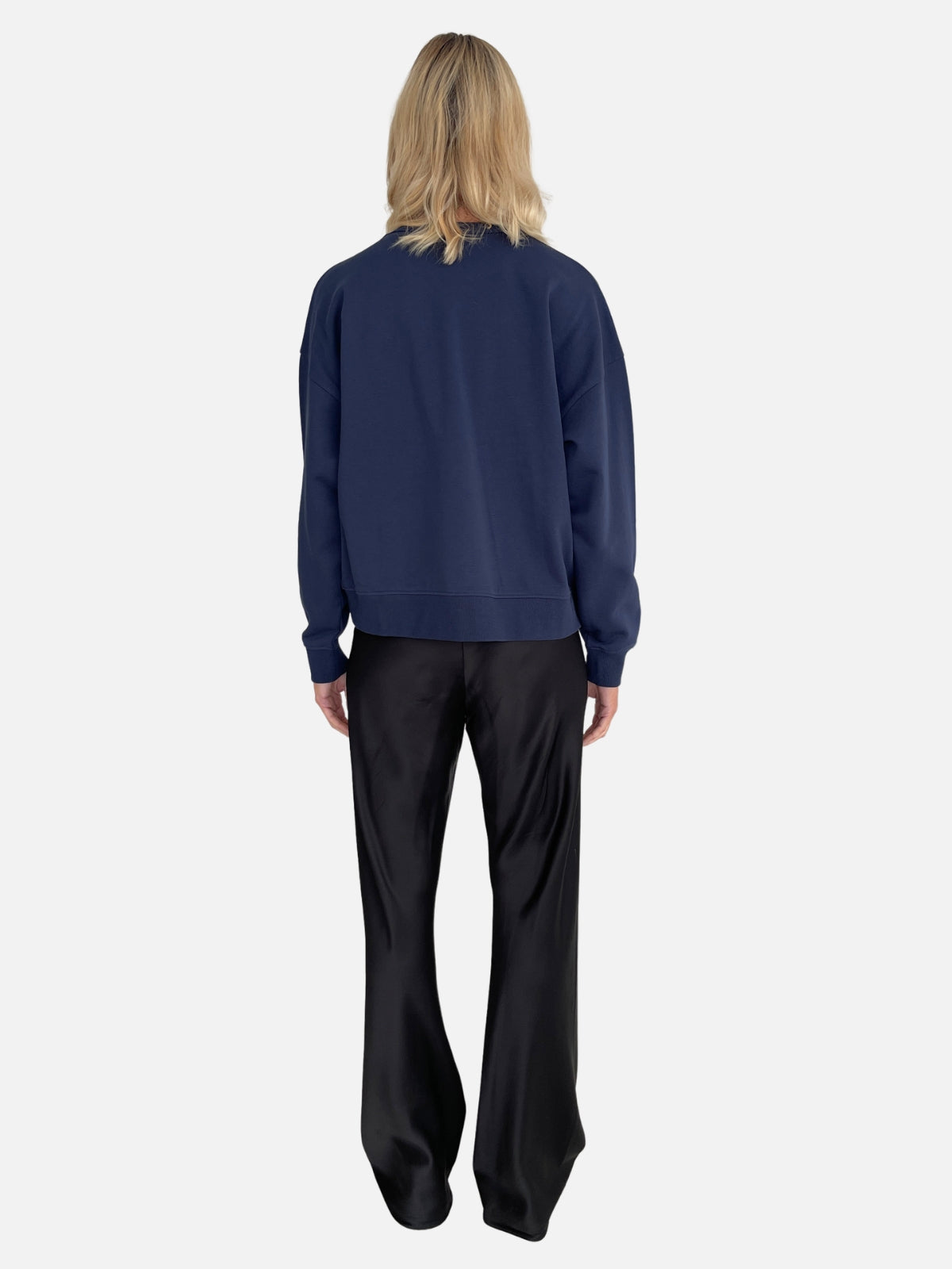 V&W Crest Sweater - Navy